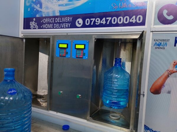 Water vending machine (wall mounted)